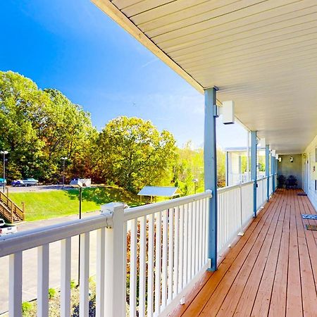Cool Water Apartment Moneta Exterior photo